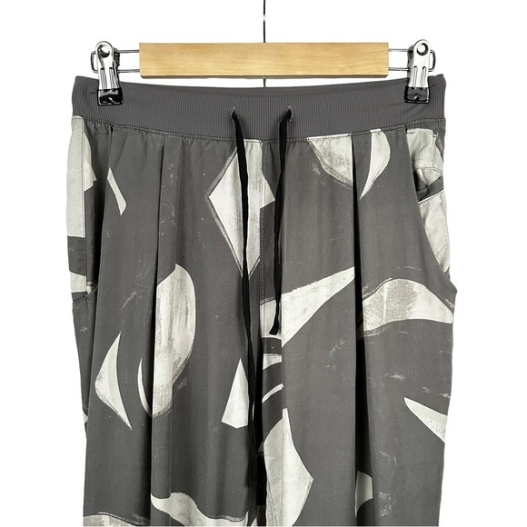 LULULEMON City Tencel Joggers 26” in Back Spin Stroke White Slate / Slate - Picture 12 of 16